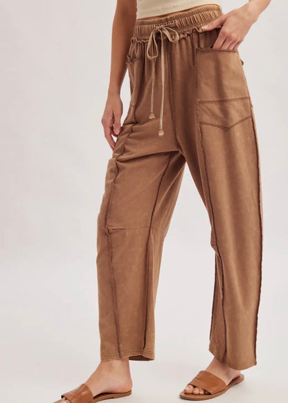 Weekend Wanderer Pocket Pants