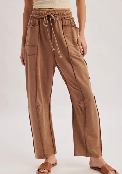 Weekend Wanderer Pocket Pants